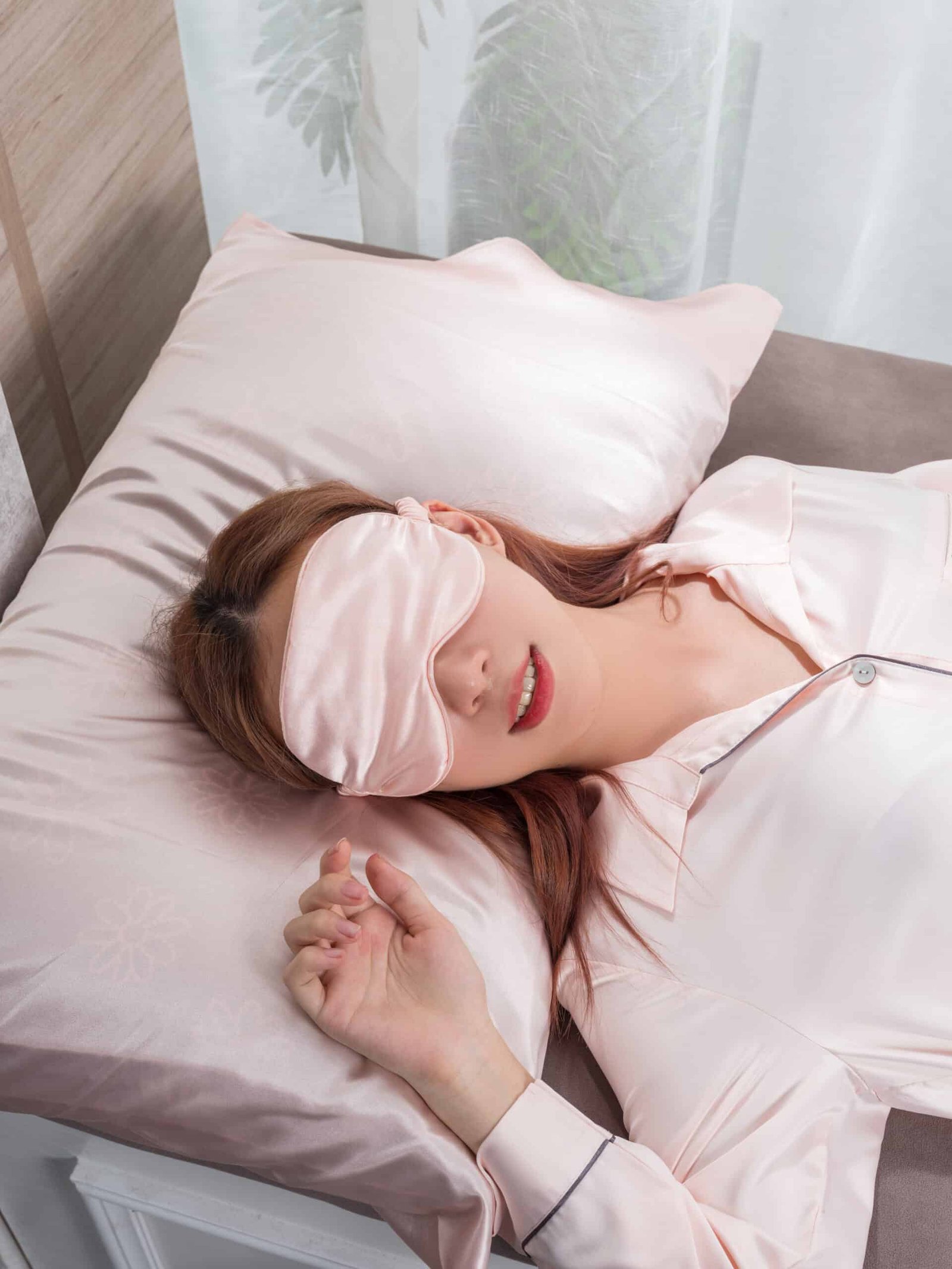 Six Benefits Of Using A Silk Eye Mask Wonderful Silk